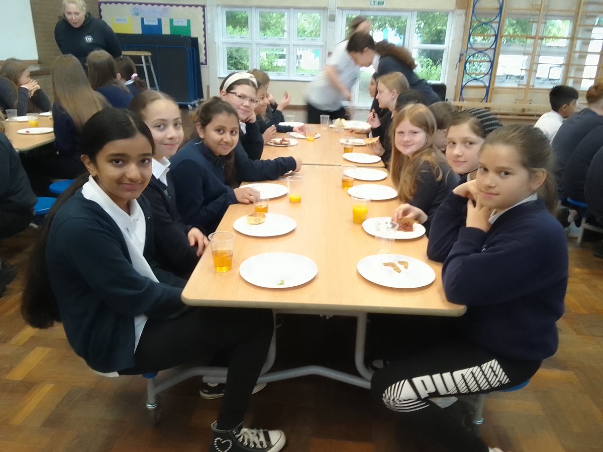 Year 6 have been enjoying their #SATs breakfasts so far this week! We are so proud of the effort they are putting in.  Each and every one of them working their hardest and we couldn't ask for anything more! #SucceedingTogether @Agora_LP