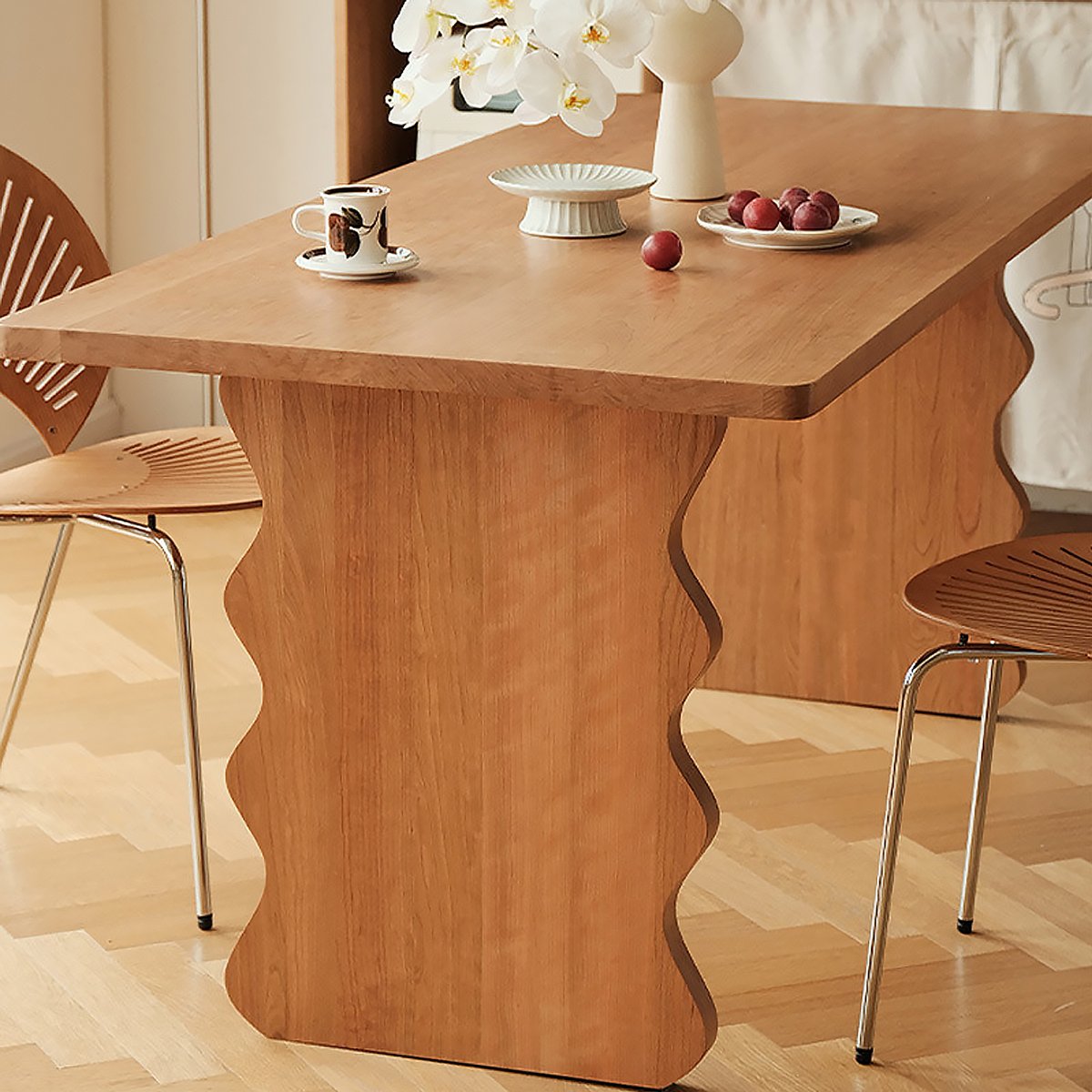 zenyarahome's tweet photo. Zenyara solid wood dining table,
esktop thickness 5cm.Wave shaped legs of the table. #woodtable #woodtables #table #solidwoodtable #solidwoodfurniture #diningtables #diningtable #kitchentable #kitchen #meetingtable #conference https://t.co/nv6DrTldpt