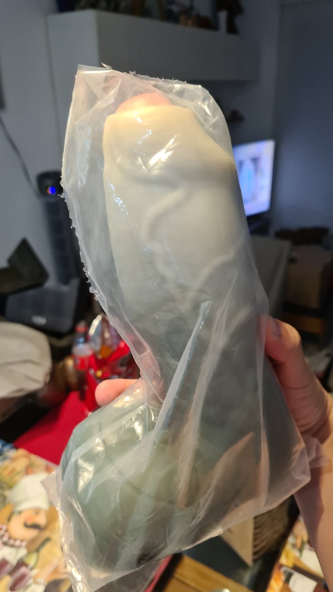 Crazydile Stuff 🐊💦 tweet media