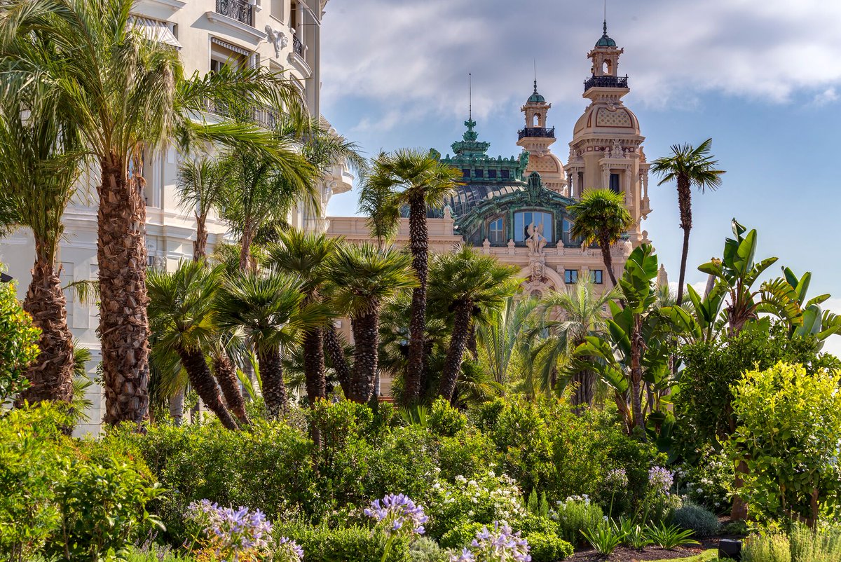 Today is International Day of Families! With all its gardens, its safe and enchanting environment, its geographical position facing the sea, Monaco offers a living environment like no other for parents and children: the perfect setting for an unforgettable stay. #VisitMonaco