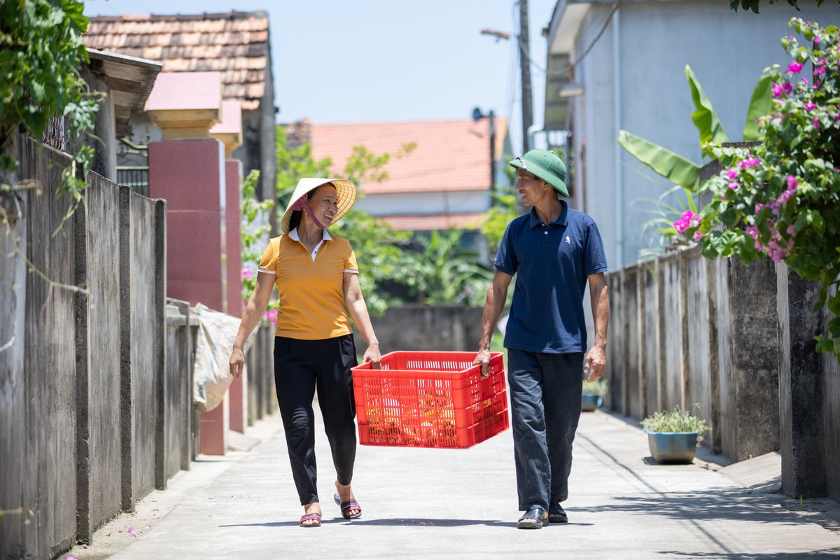 Today we launch our new report on #care with @CherieBlairFndn, @CAREGlobal and @ares_management calling on govts to invest and build #CaringEconomies. Read more here: careint.uk/building-carin… #Wednesday4Women