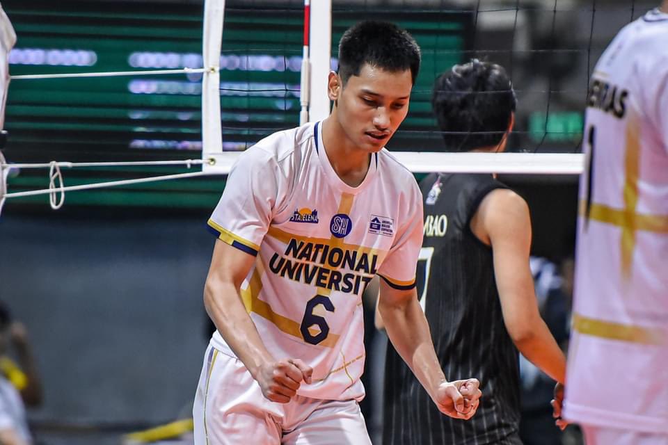 Michaelo Buddin after 3 sets vs UST:

21 points
16/29 attacks (55.17% attack rate)
4 blocks 
1 service ace
15 excellent receives

Future King Bulldog 😤