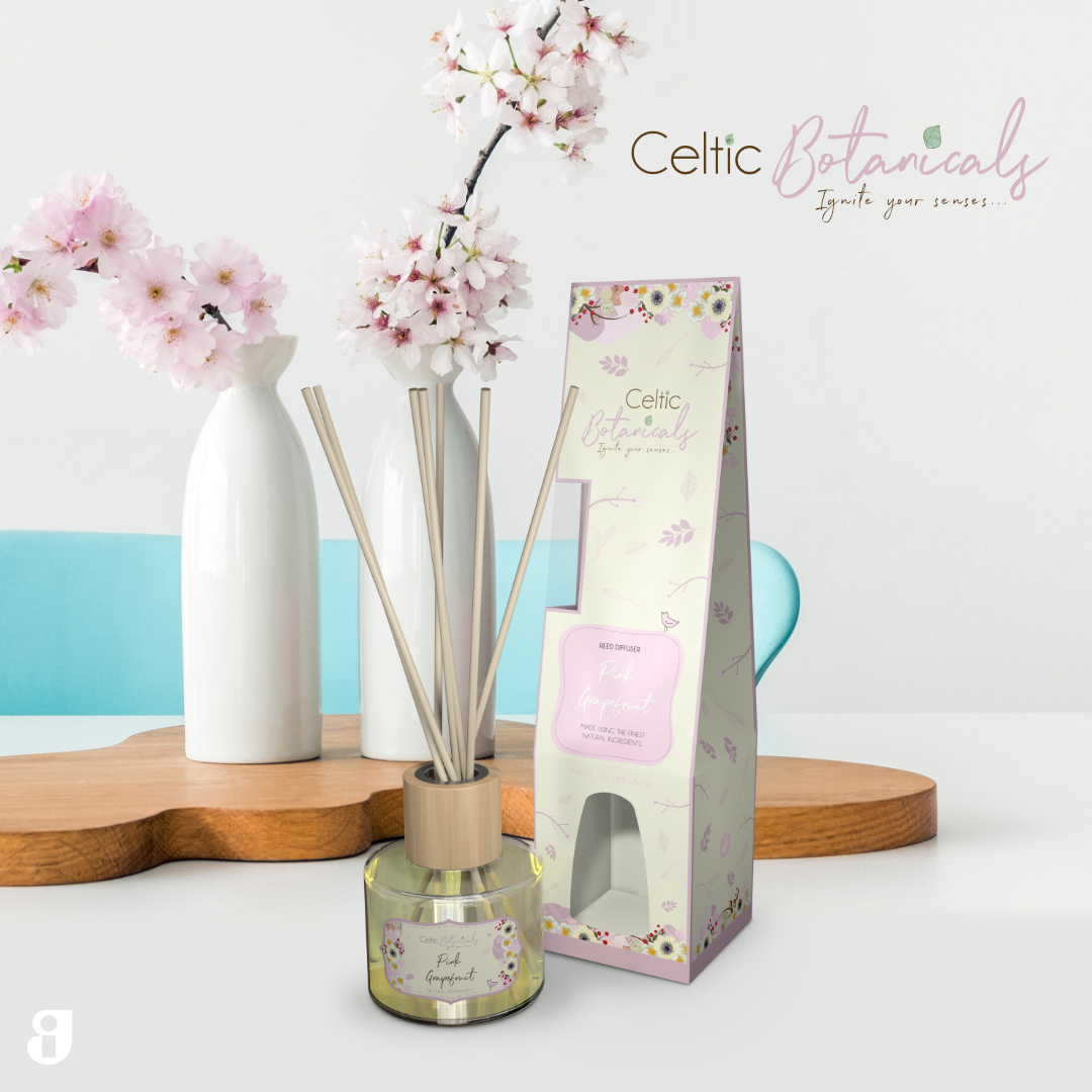 PINK GRAPEFRUIT - perfect for those seeking a refreshing and uplifting aroma

- Made using recycled glass and packaging
- Presented in a beautiful box
- Available in 16 original aromas
- Proudly made in Ireland

ow.ly/jjat50RBaO1

#celticcandles