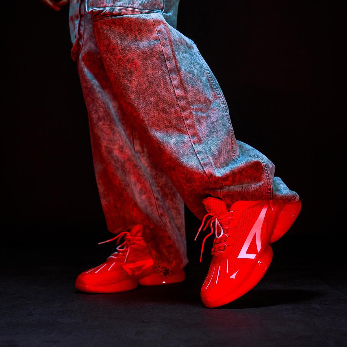 dripsportif's tweet image. Half human, half Scorpion - let your inner warrior break free. 🦂🔥

With the Red Scorpion Claws, step into a world where your fiercest self takes charge. 

Make your move with Red Scorpion Claws now available in stores. 

#redscorpionClaws 
#ReleaseYourAlterEgo
#StepIntoPower