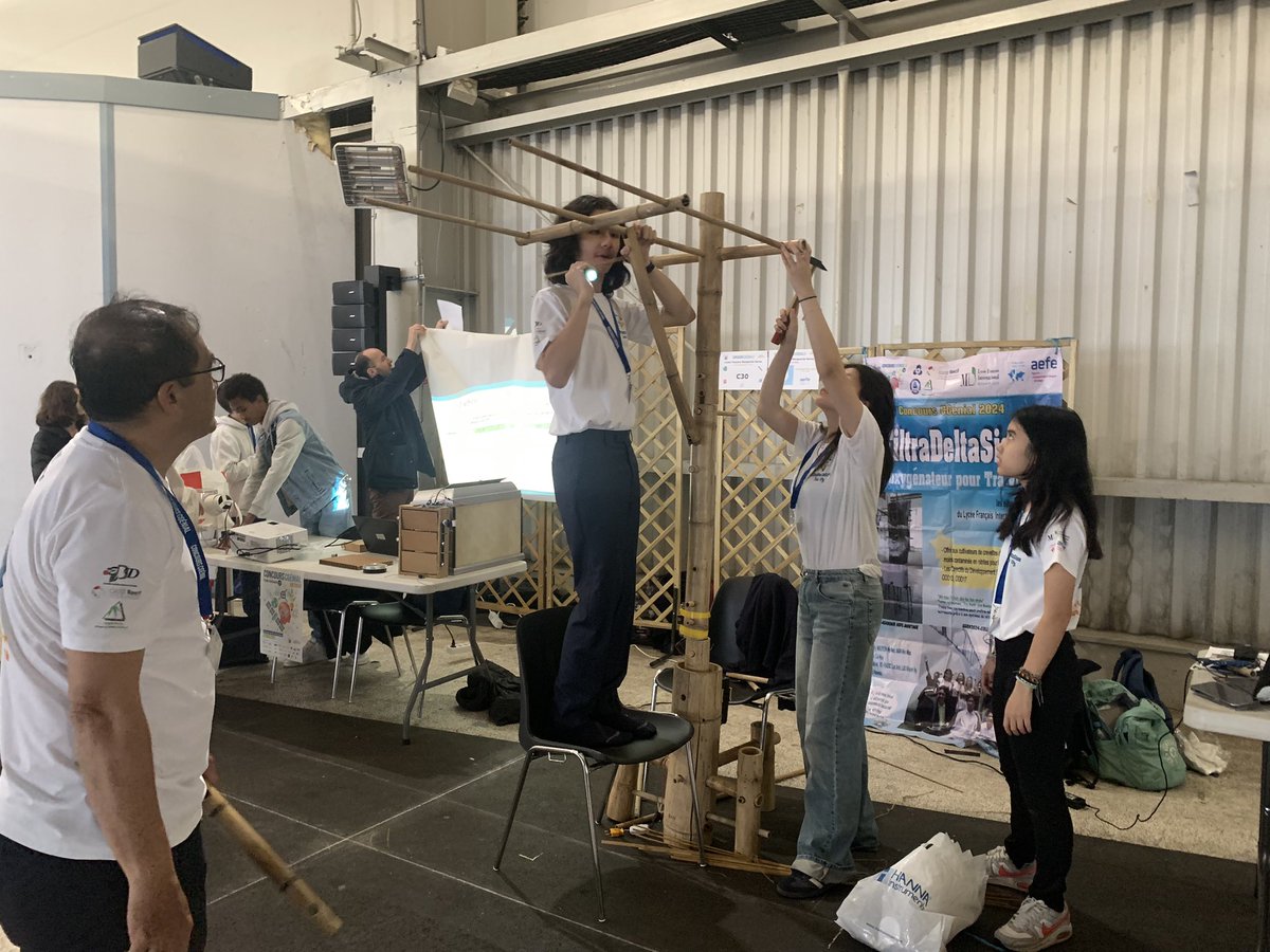 emiliebonnat's tweet photo. Finale nationale du concours CGenial collège et lycée, @Sciences_Ecole @Fond_CGenial. Félicitations aux équipes du collège Marguerite Duras de Ho Chi Minh Ville du lycée Prins Henrik @LyceeFrancaisPH de Frederiksberg pour leur sélection ! 🤞🏼🤞🏼🤞🏼🤞🏼🤞🏼@aefeinfo https://t.co/NdohPY3uqU