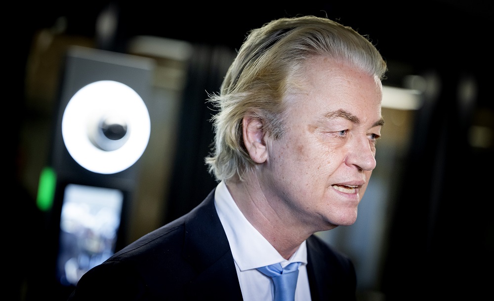 Liveblog | |Geert Wilders: 'Historische dag. PVV gaat aan een kabinet deelnemen.' rtl.nl/nieuws/artikel…