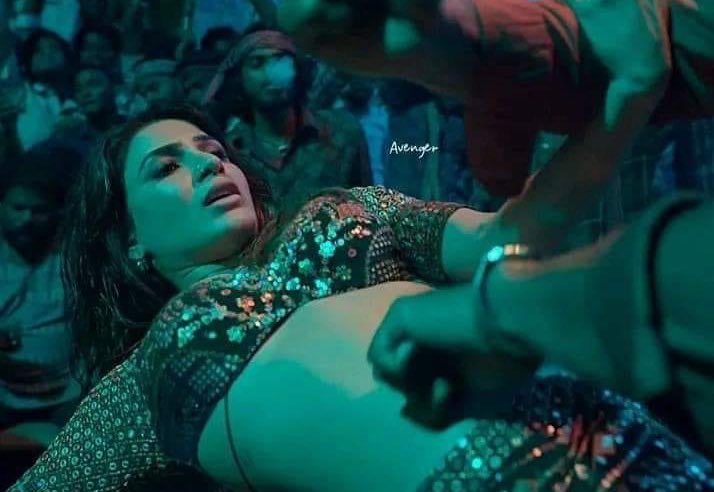 Ufff hardcore gaaji is seen on her face, post divorce with slutty costume in front of 100s of men looking at her with all lust and smoking, she with no underpanty💯 dancing with all gaaji by keeping her pantyless legs in between AA thighs and holding hs hand and him pressing her