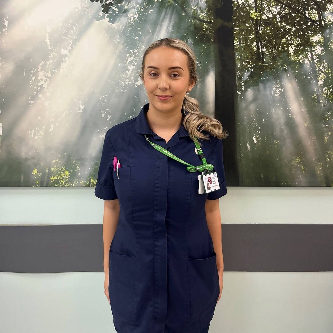 “My apprenticeship is the best decision I’ve ever made.”

Phoebe joined the @NHS_ELFT podiatry apprenticeship in 2020 to make a difference to patients’ lives. Recently she was named Apprentice of the Year at the @skillsforhealth awards.

1/2