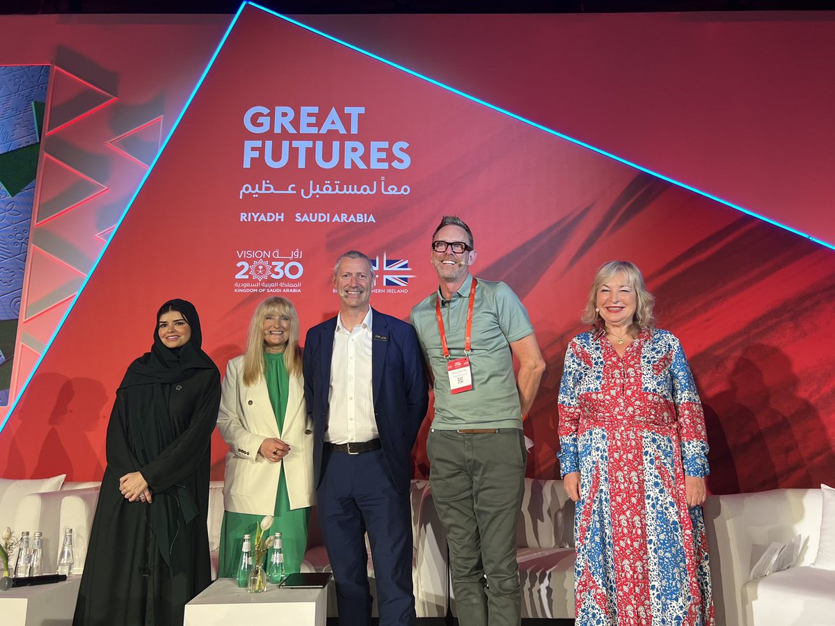 Wonderful main stage session led by @VisitBritainBiz CEO @patriciayatesVB on ‘Promoting a country globally’ at #GREATFUTURES in #Riyadh with an awesome panel talking all things #tourism & importance of story-telling in positioning destinations @GREATBritain @UKinSaudiArabia