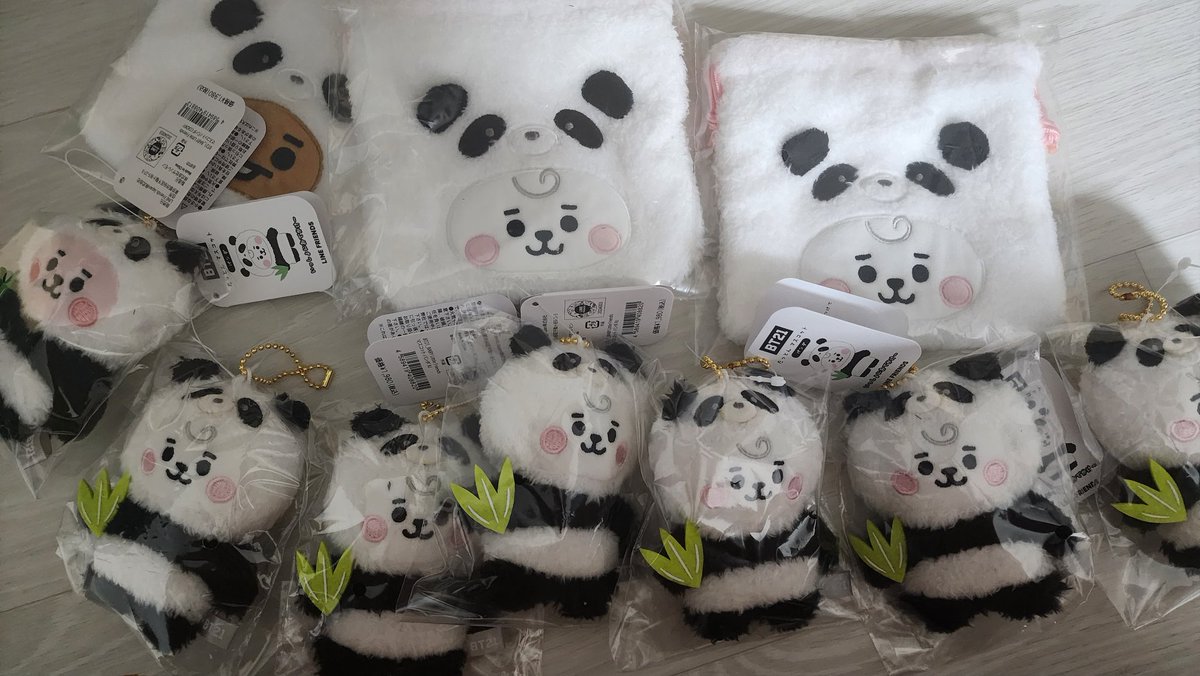 smo1981jin's tweet image. 일본 라인에서 도착한 판다 제희 쿠키 슈키주머니 너무너무 이뻐요
#LINEFRIEND 
#일본라인프렌즈
#판다BT21