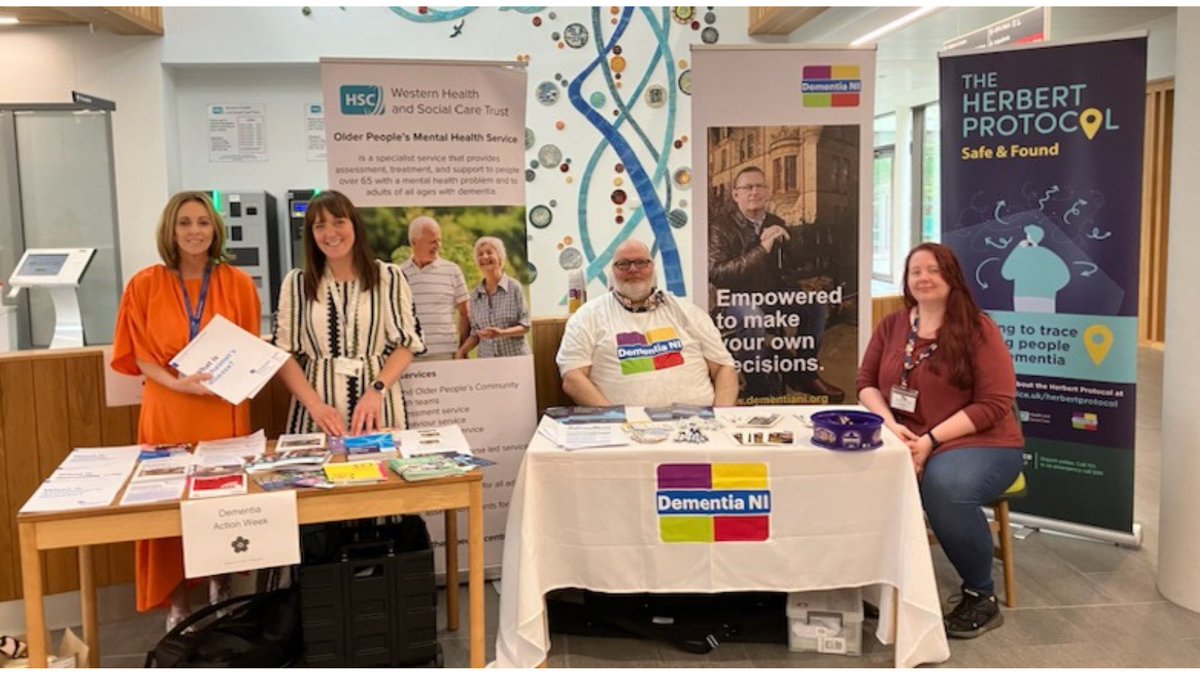 This #DementiaActionWeek, we're hosting awareness stands across NI. Yesterday, Member Graham & Facilitator Emma were at Omagh Hospital. Today, our team will be at the RVH from 10am-4pm & Craigavon Hospital. Pop along to find out more about dementia and the work of Dementia NI. 💙