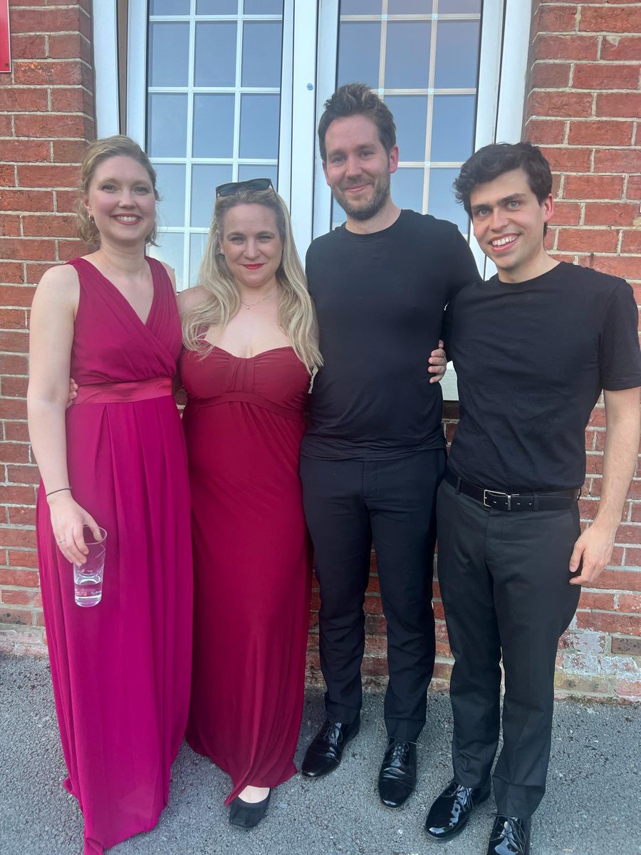 Piatti Quartet (@piattiquartet) on Twitter photo Happy half time photo of us on the idyllic Isle of Wight post WP of our new commissions with <a href="/_ceharding_/">Charlotte E Harding</a> ‘Kildonan’ and ‘The Holy Isle’
They can performed with ‘Iorsa’ our original commission with @3choirsthank as a triptych, incredibly evocative 🏴🏝️
🙏<a href="/FRouthTrust/">Francis Routh Trust</a> Happy half time photo of us on the idyllic Isle of Wight post WP of our new commissions with <a href="/_ceharding_/">Charlotte E Harding</a> ‘Kildonan’ and ‘The Holy Isle’
They can performed with ‘Iorsa’ our original commission with @3choirsthank as a triptych, incredibly evocative 🏴🏝️
🙏<a href="/FRouthTrust/">Francis Routh Trust</a>