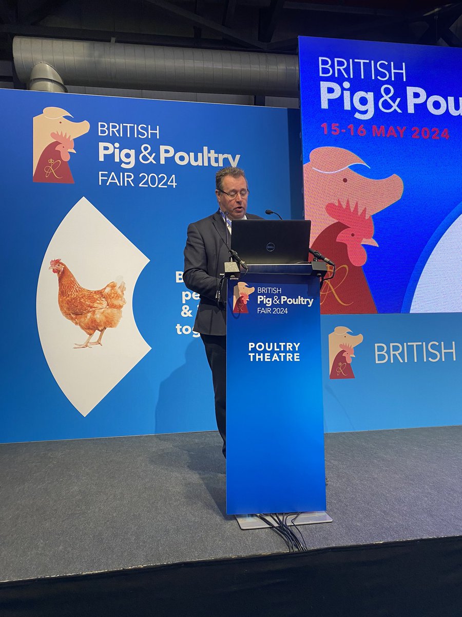 Farming Minister @Mark_Spencer addresses farmers and industry representatives at the Pig and Poultry Fair. @PigPoultry @FarmersGuardian. He started by outlining the challenges the sector has faced including disease, labour shortages, price and markets.