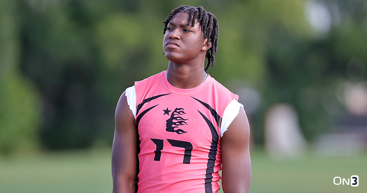 J'Zavien Currence has visited #SouthCarolina over 10 times already and he is feeling the love from the Gamecocks. South Carolina's No. 1 prospect in the 2026 class has high interest in the home state school: on3.com/news/south-car… (On3+)