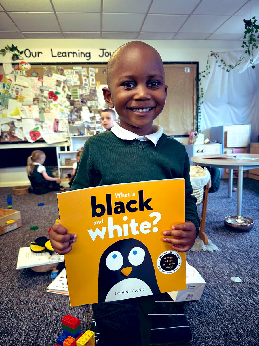 EYFS and KS1 loved the virtual author event with <a href="/theotherjk/">John Kane</a>- we had an exciting delivery of books for our reading corners yesterday! 😍 <a href="/read_holmfirth/">Read. Holmfirth</a> #MFPSREAD @MilefieldP
