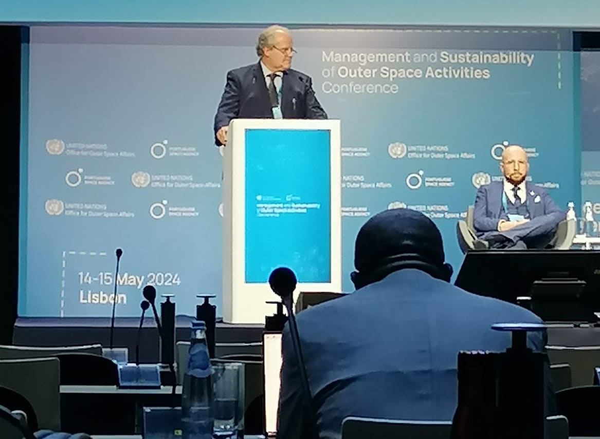 COSPAR (@cosparhq) on Twitter photo Happening now in Lisbon: the <a href="/UN/">United Nations</a> / Portugal🇵🇹 "Management and #Sustainability of Outer Space Activities" conference!
Our very own General Counsel, Niklas Hedman, and <a href="/rosadoran/">Rosa Doran</a>, Chair of our Panel on Education, are there, all in the name of #SpaceSustainability🚀💚♻️ Happening now in Lisbon: the <a href="/UN/">United Nations</a> / Portugal🇵🇹 "Management and #Sustainability of Outer Space Activities" conference!
Our very own General Counsel, Niklas Hedman, and <a href="/rosadoran/">Rosa Doran</a>, Chair of our Panel on Education, are there, all in the name of #SpaceSustainability🚀💚♻️