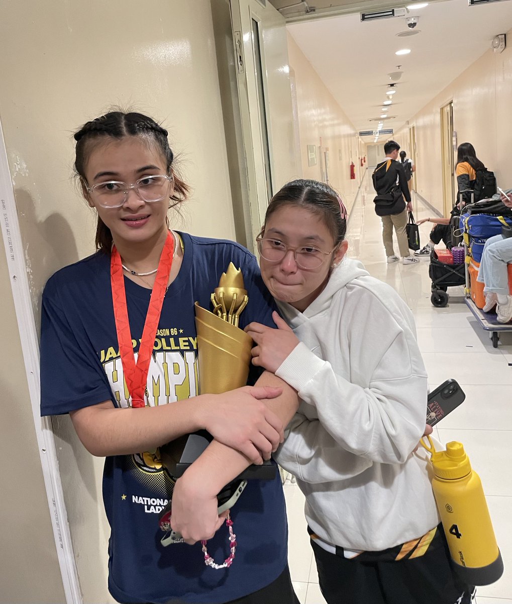 MORE THAN JUST VOLLEYBALL 🤗 Bestfriends Bella Belen and Detdet Pepito share a moment together at the end of their duel in the #UAAPSeason86 finals. Pepito still in tears but Belen is quick to comfort her pal with banters and jokes from their childhood. | @bryanulanday