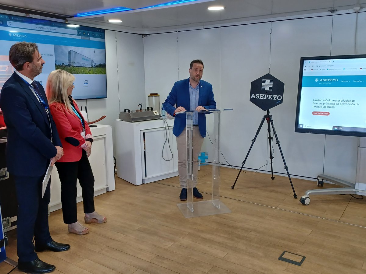 🚛 La #Ruta151, ahora en #Tudela.

🔗 Hoy se ha celebrado el acto institucional de inauguración de esta innovadora unidad móvil, con la presencia de <a href="/alextoquero/">Alejandro Toquero</a>, alcalde de la localidad asepeyo.es/noticia/la-uni… 

#prevención