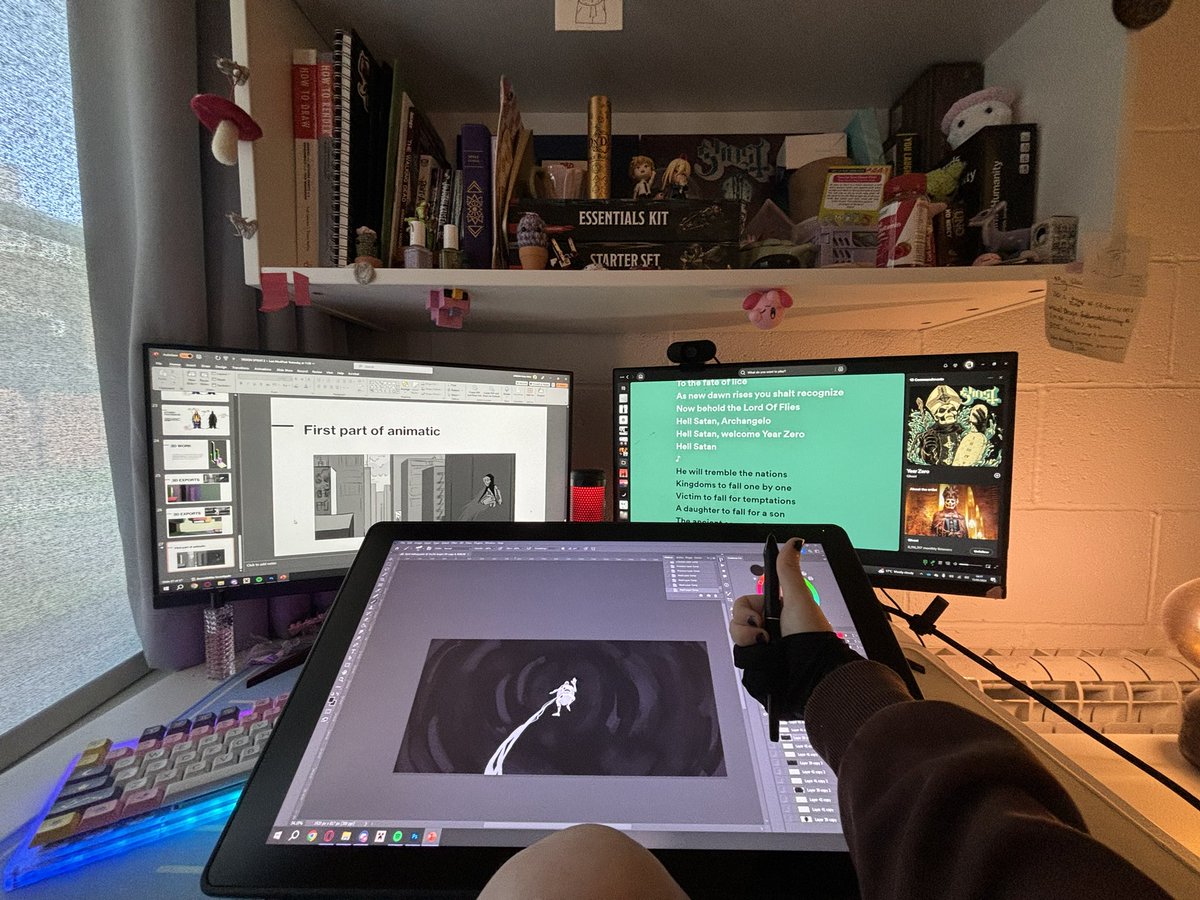 If anyone was somehow wondering what my working set up is like.. here you go!! 

This is my little uni desk which ive been working at for the last 9 months!! Sadly i will be moving out soon :,) 

Made some great memories at this silly set up :3