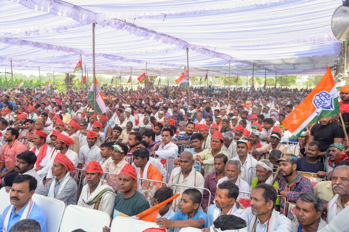 जनता ने झूठे वादों के खिलाफ सत्य, सेवा और निष्ठा को जीत दिलाने की ठान ली है। हम प्रचंड जीत के साथ INDIA की सरकार बनाने जा रहे हैं। 📍 अमेठी, उत्तर प्रदेश