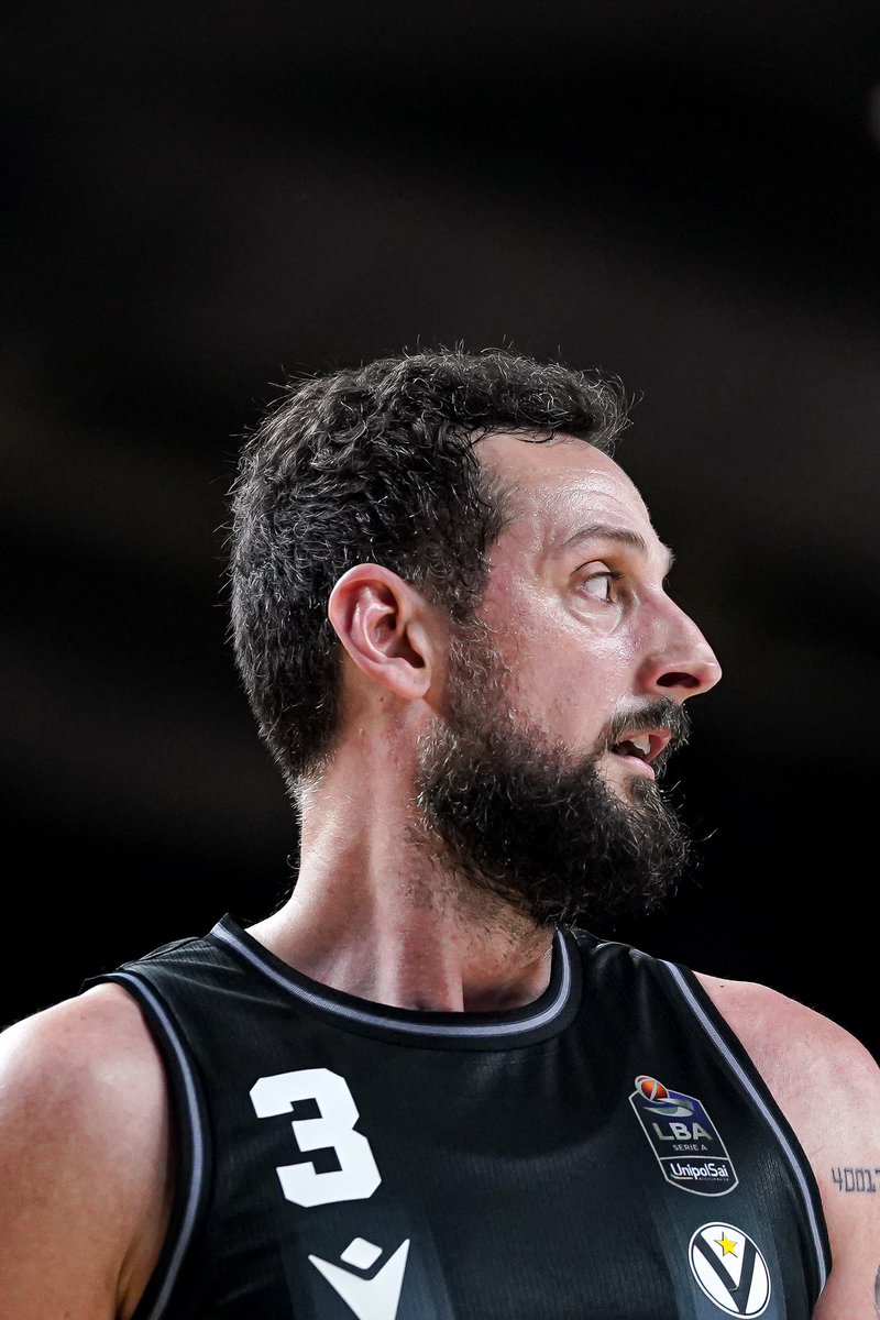 Il primo e unico MVP della sua carriera Marco Belinelli l’ha vinto nel 2005. Era il premio di miglior giocatore della Supercoppa Italiana, quella giocata e vinta con la Fortitudo Bologna. Marco era un ragazzino, parliamo letteralmente di una vita e una carriera fa, che da lì a