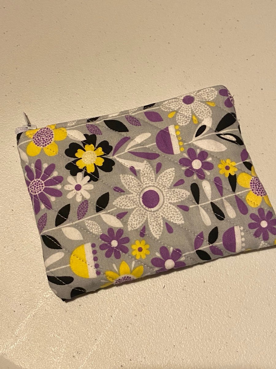 Quilted Coin purse, small quilted pouch, credit card holder, business cards, gifts for her, Christmas Gifts, Birthday Gifts, Handmade gifts tuppu.net/f6739ff3 #KingdomWorkshop #FathersDay #giftsunder10 #GiftsforMom #July4th #MemorialDay #HolidayShopping