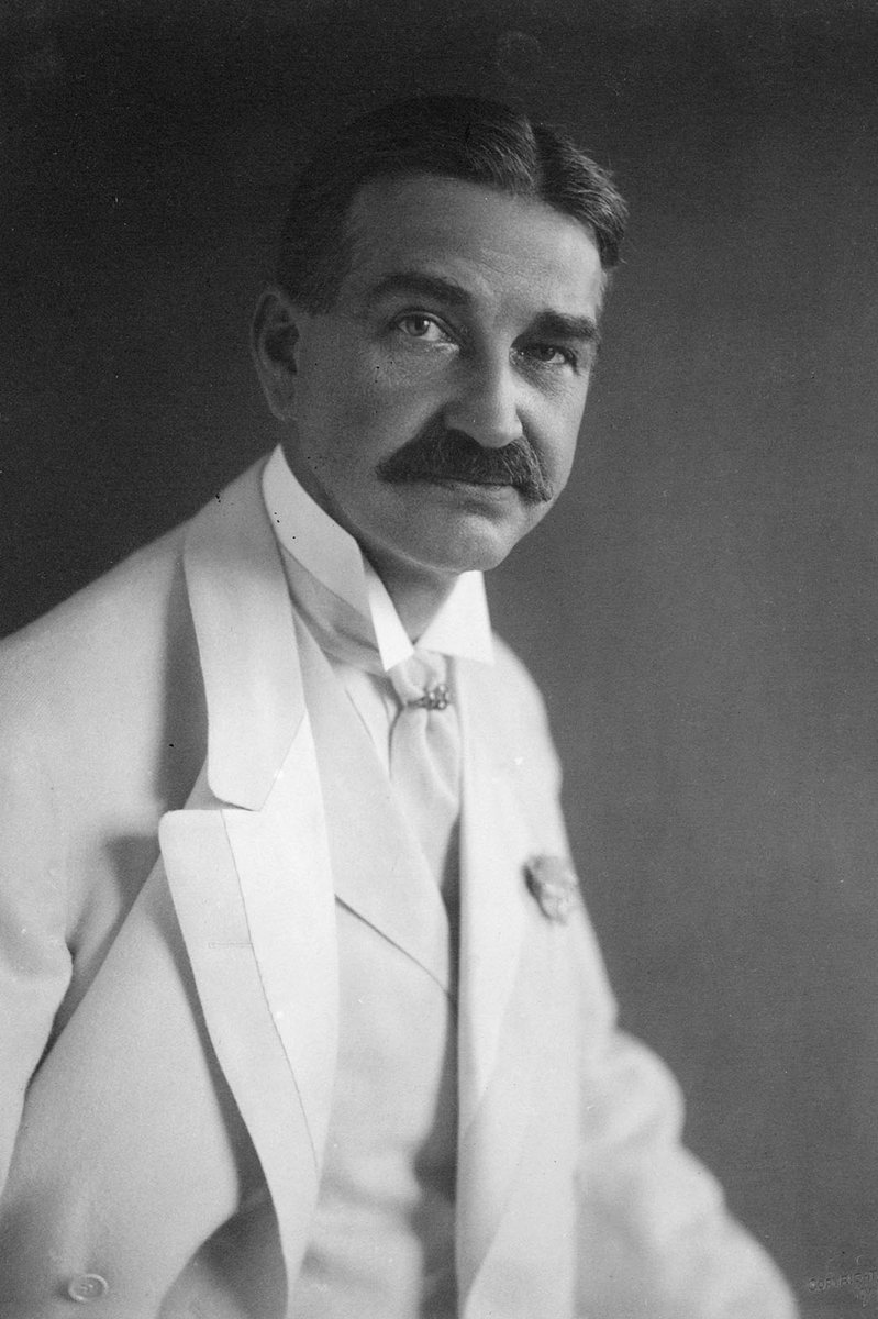 #BOTD the incomparable L. Frank Baum, creator of Dorothy, the Scarecrow, Tin Man, Cowardly Lion, Woggle-Bug and countless others. A great stylist and surprisingly wry writer; the first 6 Oz books are magnificent.

#bornonthisday #WizardofOz #LFrankBaum #happybirthday #fairytales