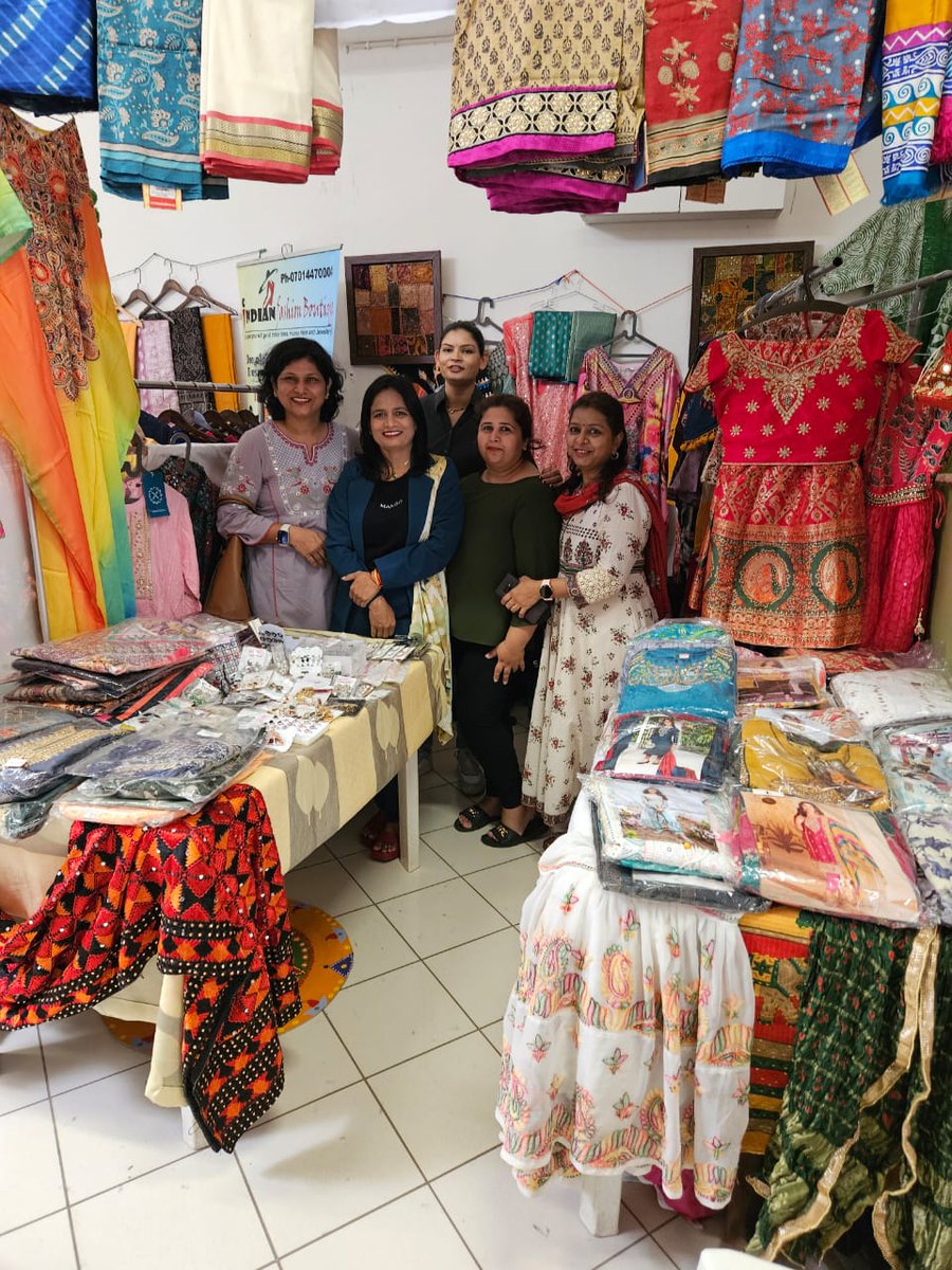 Excellent reception for the Indian textiles showcased by @india_nigeria  with Indian Women Empowerment Association (IEWA) at the African Weaving Festival, Abuja being held from 13-17 May 2024.
@MEAIndia 
@TexprocilIndia 
@DoC_GoI 
@HEPC_India