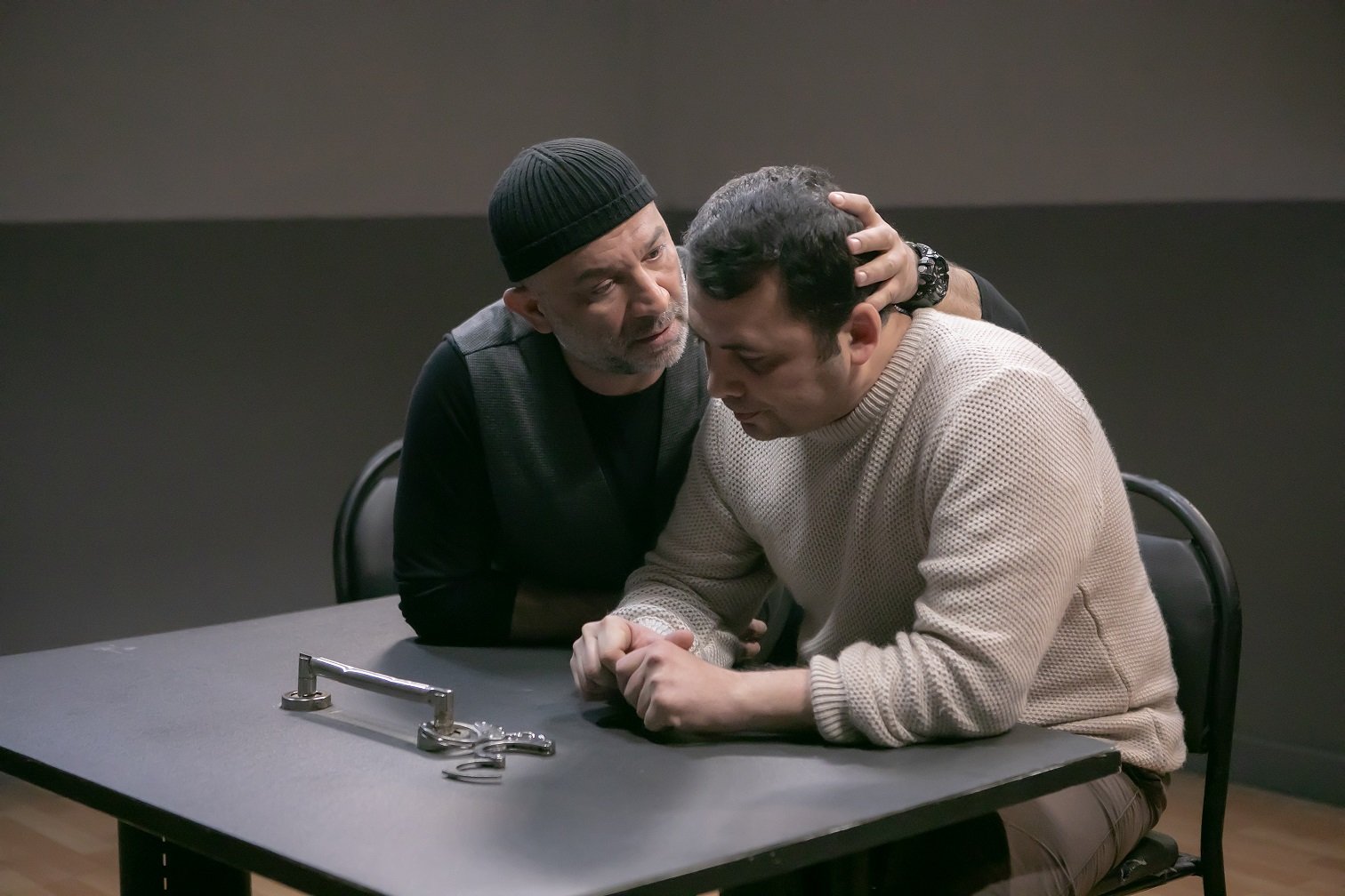 GNn5aL-WYAAsCAc?format=jpg&name=large