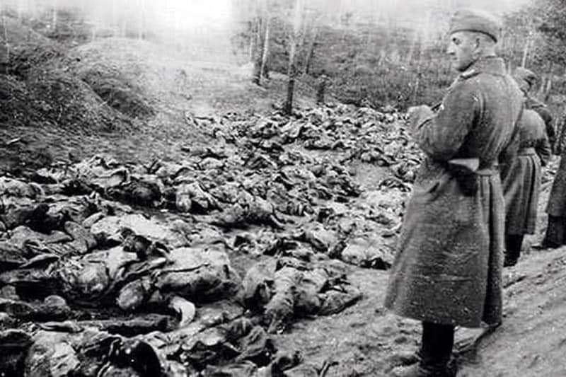 Ana___80's tweet photo. Bleiburg 15.05.1945: Danas se sjećamo žrtava Hrvatskog križnog puta i tragedije koja se dogodila na Bleiburgu.🙏 Vaša žrtva bila je naša djedovina, vaši snovi sad su naša domovina🇭🇷 https://t.co/2vbFhheaTK