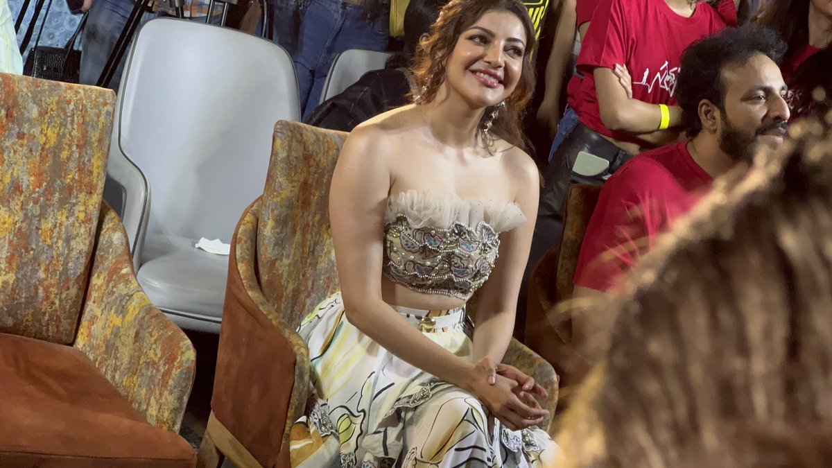 . @MsKajalAggarwal ❤️❤️
#Satyabhama 🥳🥳 #KajalAgarwal