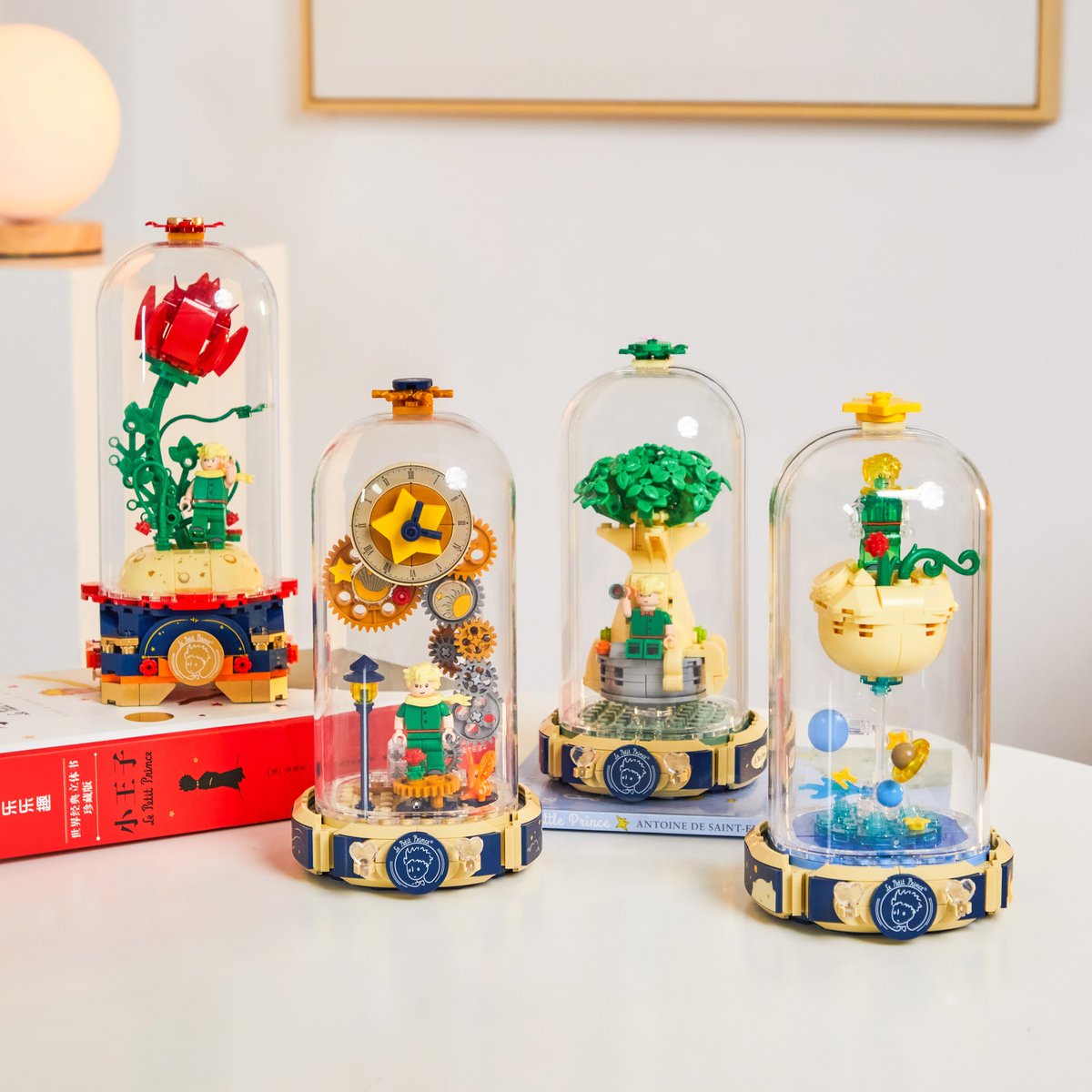Your favorite brand of Little Prince brick sets arrives very soon in our online store Le Petit Prince Collection! 🕰️🌹  

🪐 lepetitprincecollection.com/en/brand/94-pa…

- Use discount code 'collection' to get 10% off! -