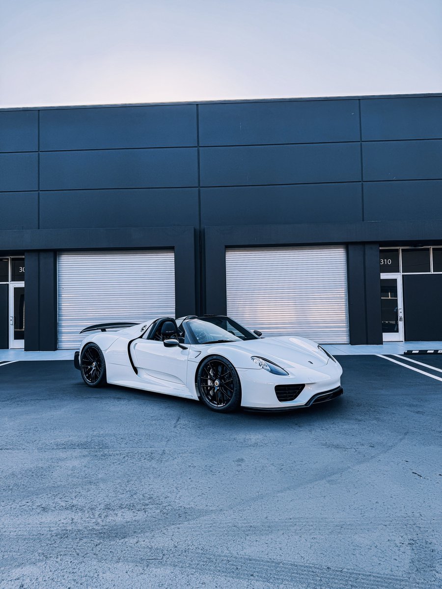Special day today. A Stormtrooper 918 I get to enjoy for the next few hours. 10 years old, timeless design!