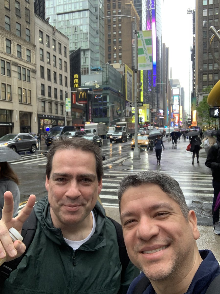 On our way to #HRS2024, quick stop in NYC 🏙️ #EPeeps