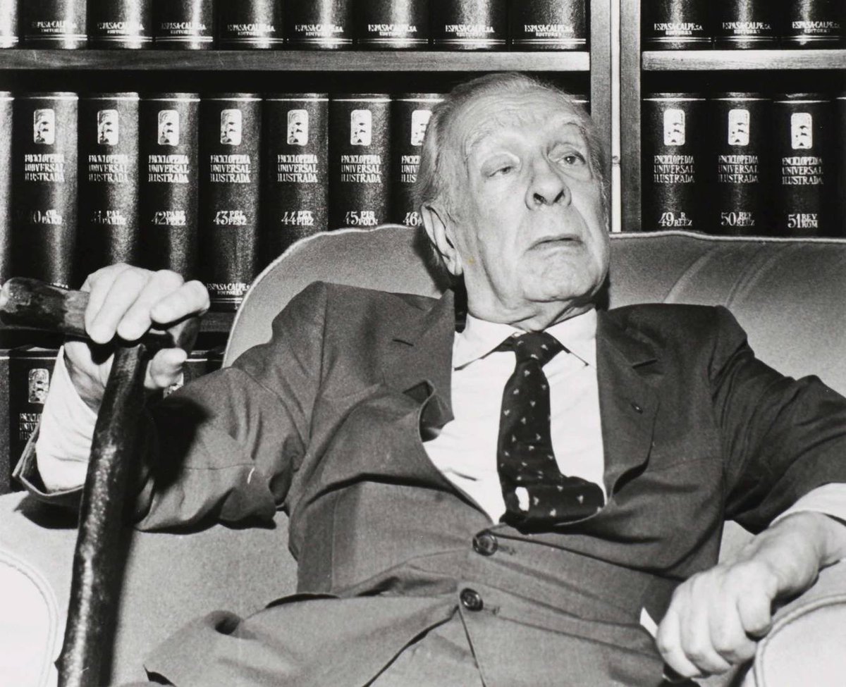 “-¿Cuál sería el gobierno ideal para usted, Borges? -Diría yo que las palabras gobierno e ideal se contradicen”