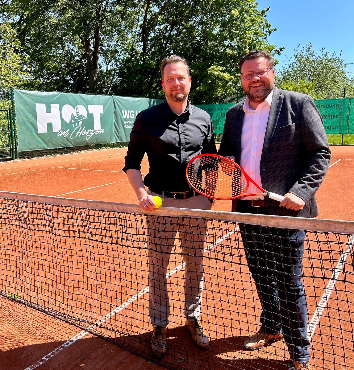 Dank eines hohen Zuschusses des Freistaates Sachsen und der Stadt Hohenstein-Ernstthal konnte unser Tennisclub Rot-Weiß #HohensteinErnstthal die Zaunanlage des Tennisplatzes erneuern und damit bessere Bedingungen für die Sportlerinnen und Sportler schaffen. Wir sagen danke!