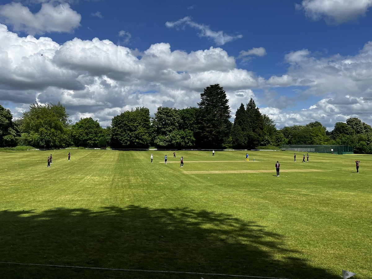 The ☀️ is shining and we're delighted to host two cricket matches today with @CMetCricket's 2nd team and Women's team facing off against Bath and Birmingham Uni respectively.