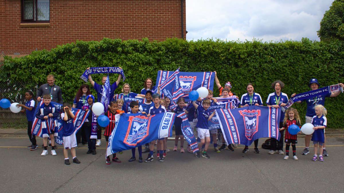 💙 So many Primary Schools across Suffolk have been showing their support for @IpswichTown since the end of the season! A couple of fantastic efforts from promotion parties at Foundation partner schools St. Matthew's and St. Margaret's!