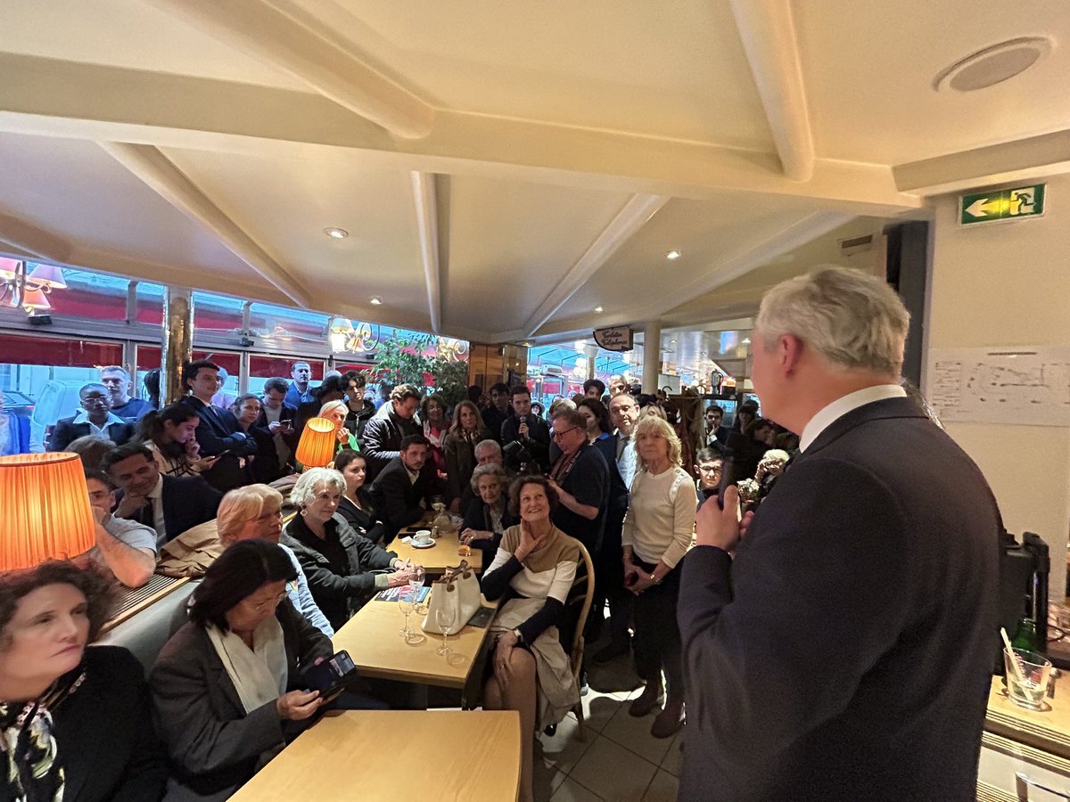 « La crédibilité d’un bilan, la force d’un projet ! » : merci d’avoir été si nombreux hier soir, à Paris, à assister à notre réunion autour de @BrunoLeMaire et @benjaminhaddad, pour échanger autour de notre projet @besoindeurope ! 🇫🇷🇪🇺 Le 9 juin, on vote @ValerieHayer !