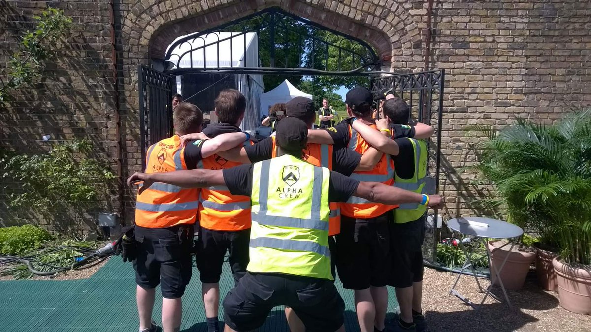 I miss days like this with <a href="/AlphaCrewLtd/">AlphaCrew</a> if you or anyone you know fancies a summer of great amazing jobs. Get in touch. You'll love it 😁👍🏻❤️