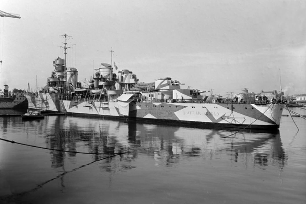 #WW2, the light cruiser '#AttilioRegolo' entered service with the #RegiaMarina on #14May 1942, but had a very short operational life. Damaged by a torpedo in November, it returned to sea on September 1943, shortly before the #Armistice. Details: instagram.com/p/C6-y0YZN2Jx/ #navy