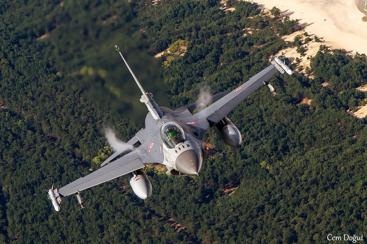 Göklerin hakimi...
#TurkishairForce #TURAF #StrongerTogether #SecuringTheSkies