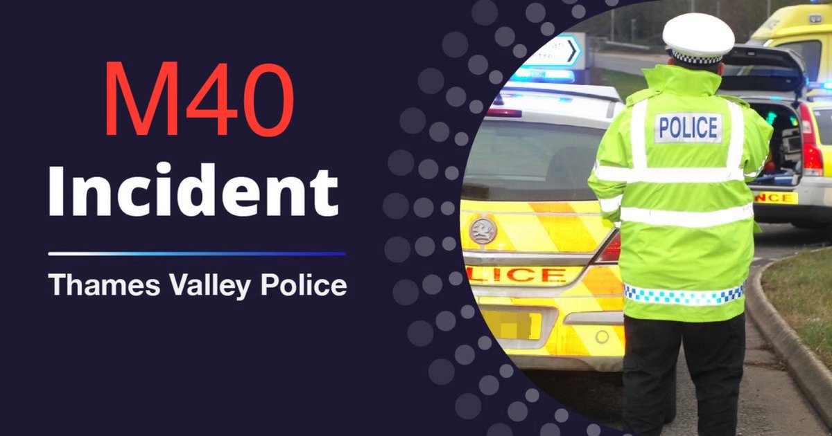 Emergency services are currently dealing with a jacknifed lorry on the M40, southbound carriageway between junction 9 and 8a. Two lanes are closed and long delays are expected. There are no reported injuries but the clean up will take a long time. Thank you for your patience