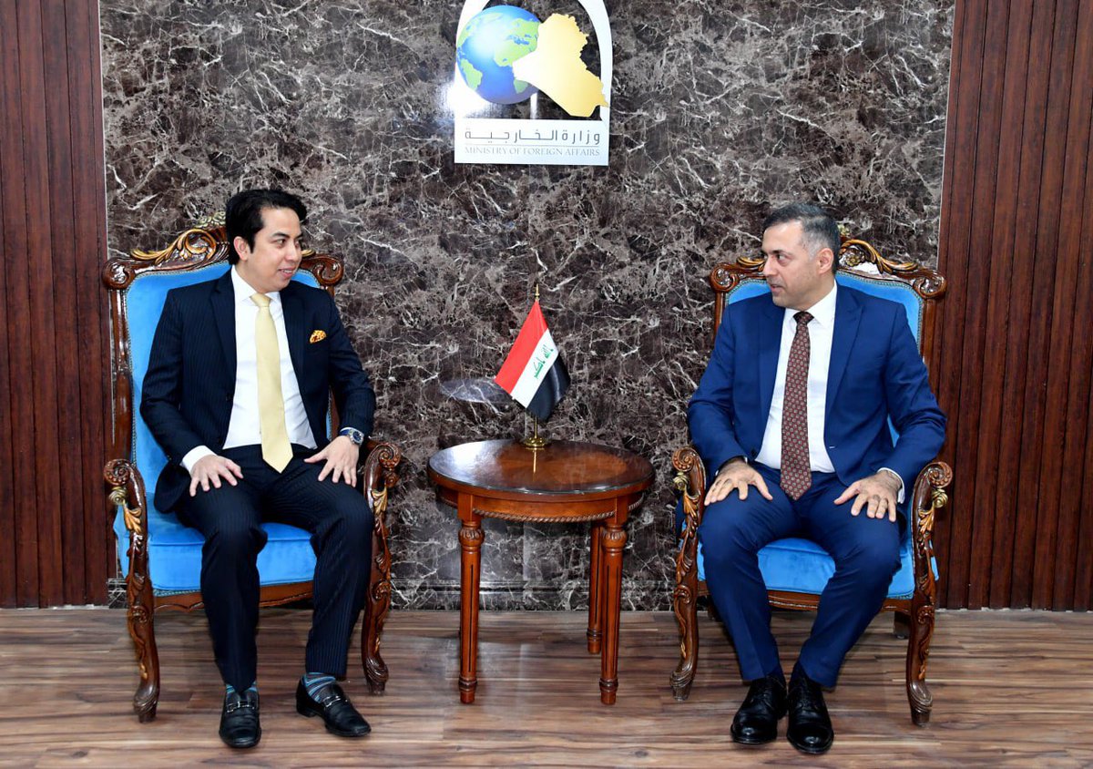 I welcomed Chargé d'Affairs of the Embassy of 🇲🇾 in Baghdad, Mr. Sabruddin. During the meeting, ways to support investment opportunities for Malaysian companies in Iraq were also discussed, in line with the Iraqi government’s approach to economic developments.