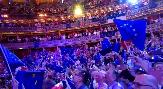 77 years ago in the @RoyalAlbertHall, Winston Churchill appealed for a United States of Europe as a bulwark to fascistic hell from which we emerged. See you all in September for the #lastnightoftheproms #Brexit #RejoinEU 🇪🇺🇬🇧🇪🇺 @MarchForRejoin @Femi_Sorry @MailOnline
