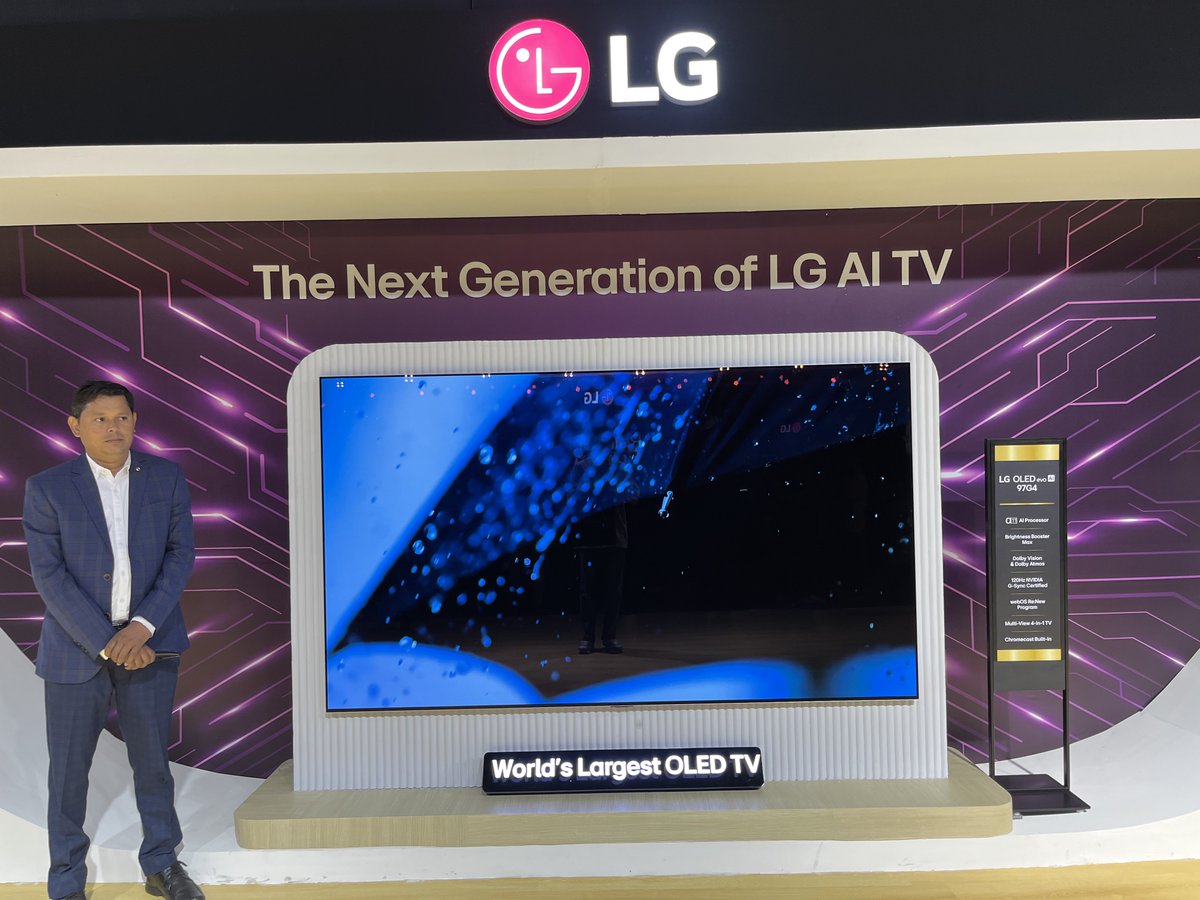LG unveiled the world's largest OLED TV 
#LG #LGOLED #OLEDTV #LGQNED #LGAITV #ReinventTheFuture #LGTV