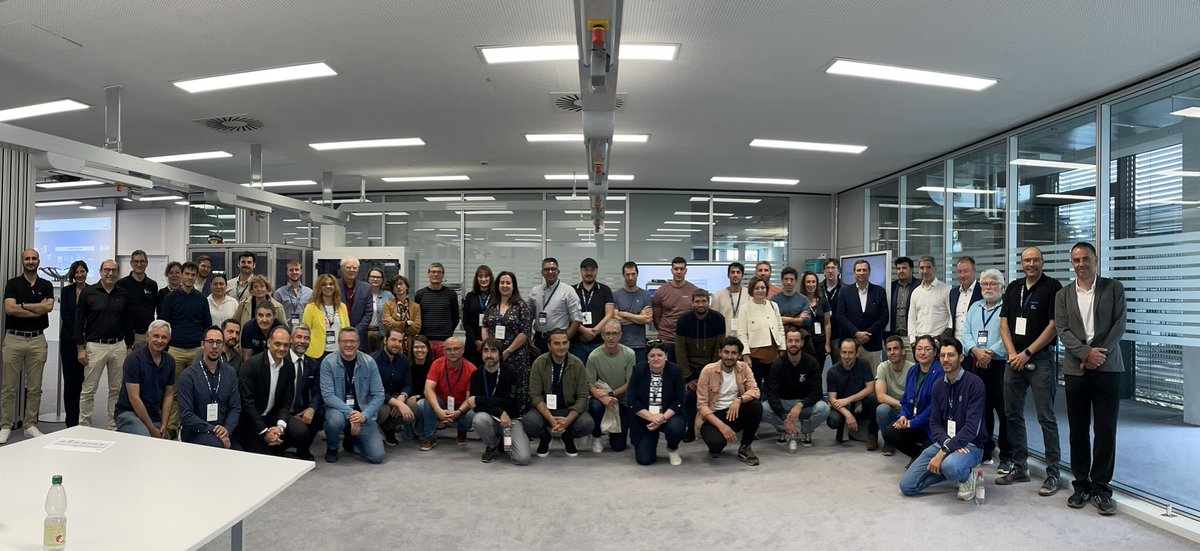 🏭Second day of LCAMP 2024 Conference in Germany! 

Today, participants moved from theory to practice visiting two leading regional companies in the Advanced Manufacturing sector and training programmes:
⚙️<a href="/BoschDE/">BoschDE</a> 
⚙️@FestoDidacticHQ 

Thanks for welcoming us!