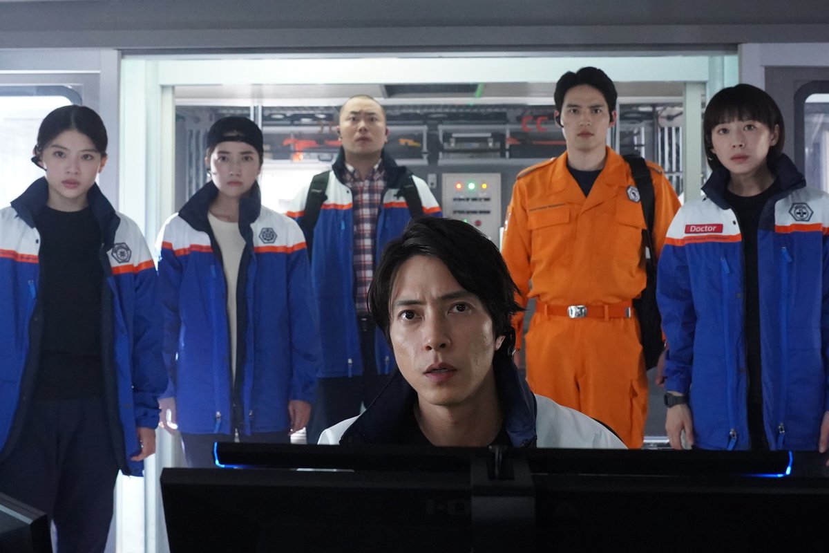 【📺今夜22:00】#ブルーモーメント 第4話

晴原柑九朗（山下智久）らSDMメンバーは台風の被災地域へ。そこは雲田彩（出口夏希）の地元で、市役所には車椅子生活の姉・真紀（石井杏奈）が務めていた
oricon.co.jp/news/2327061/f…

水上恒司、岡部大、仁村紗和、夏帆、平岩紙、本田翼、真矢ミキ、舘ひろし