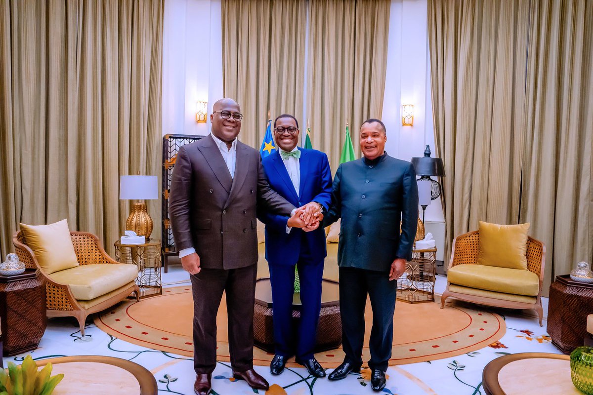 Avec le président Félix Tshisekedi de la République démocratique du Congo et le président Sassou Nguesso de la République du Congo. Le @AfDB_Group a reçu le mandat d'arrangeur principal pour le développement du grand projet hydroélectrique NGA3 de 4 800 MW en RDC. C'est l'heure!