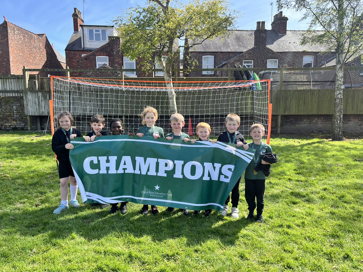 Last week we ran a Sports Inclusivity Day at @QuayAcademy. Here are some pictures of the winners from the day! In total we had 144 children across the school taking part! @DRETsport @J_CoatesDRET